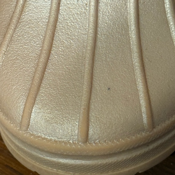 London Fog Winter snow boot in glitter pink and tan-faux fur lining. Size 10 EUC - Picture 8 of 10